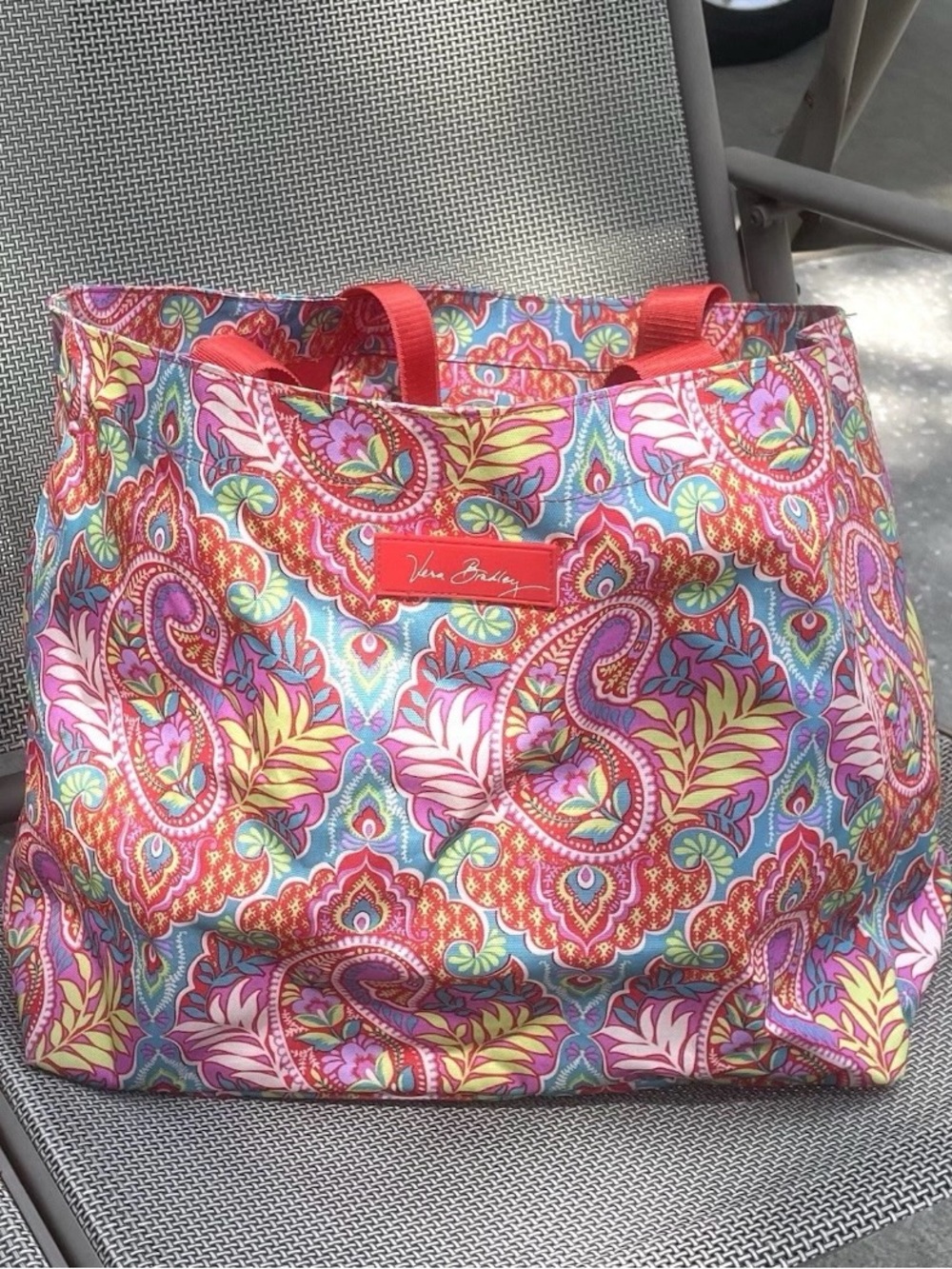 NWOT VERA BRADLEY Beach Bag / Tote - Paisley in Paradise - Coated Canvas -Large